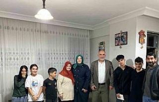 Başkan Sandıkçı’dan ’çat kapı’ iftar