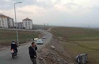 Batman’da otomobil şarampole yuvarlandı: 1 yaralı