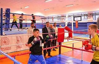 Bayburt Yeni Spor Salonu’nda antrenmanlar yoğun...