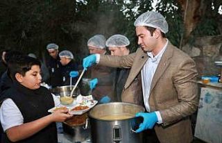 Belediyenin geleneksel iftar programları sürüyor