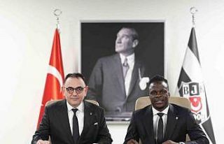 Beşiktaş, Junior Olaitan’ı kadrosuna kattı