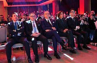 Beşiktaş’ta yeni transferler için imza töreni...