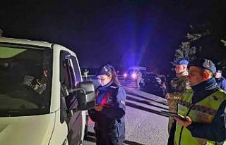 Bilecik’te araması olan 10 kişi yakalandı