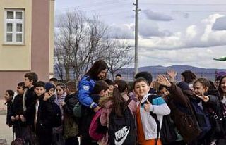 Bilecik’te ilkokul öğrencilerine polislik mesleği...