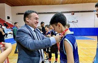 Bilecik’te Küçükler Basketbol Müsabakaları...