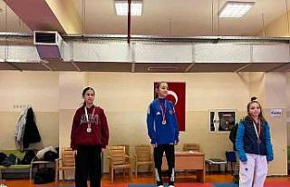 Bilecik’te okul spor faaliyetleri Taekwondo Gençler...