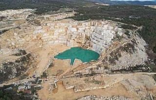 Bir köyü ayaklandıran karar: Kaynak suyu için...