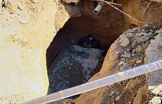 Bodrum’da su isale hattı kazısında lahit bulundu