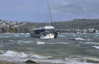 Bodrum’u kuvvetli fırtına vurdu