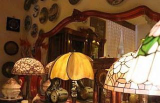 Bu kafenin kapısından giren geçmişe gidiyor