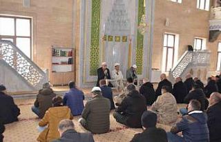 Bulanık’ta deprem şehitleri dualarla anıldı