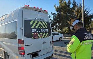 Burdur’da 15 bin 851 araç ve sürücüsü kontrol...