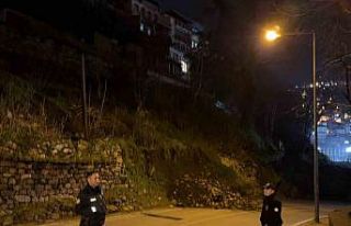 Bursa’da heyelan: Tophane-Muradiye yolu ulaşıma...