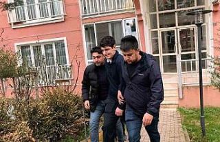 Bursa’da öfkeli genç ablasını bıçakla rehin...