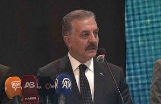 Bursa’da Ülkü Ocakları’nın düzenlediği iftarda...