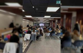 Büyükşehir Bilişim Akademisi’nden öğretmenlere...