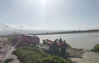 Büyükşehir ekiplerinin özverili çabası: Mahsur...