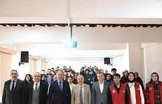 Çakmur; "Sizi başkanlarından ayıracak mutlak...