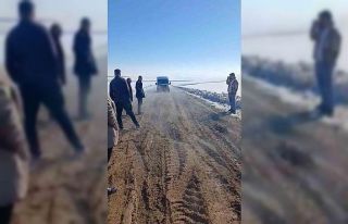 Çamurlu yollarda eğitim çilesi