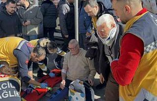 Çanakkale’de özel halk otobüsü yayaya çarptı:...