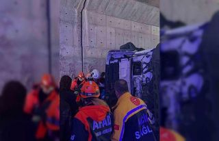 Çankırı’da devrilen tırdaki 4 kişi yaralandı