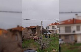 Çeşme’de sağanak yağış ve fırtına günlük...