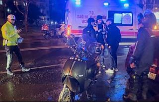 Çorlu’da çukura dalan motosikletli yaralandı