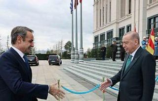 Cumhurbaşkanı Erdoğan, Yunanistan Başbakanı Miçotakis’i...