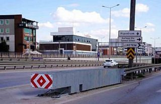 D-100’deki riskli kavşaklara "çarpışma...