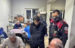 Dazkırı’da kahvehane ve eğlence mekanlarına...