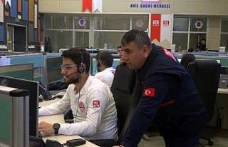 Deprem anında telefonu bırakmadılar: 112 çalışanları...