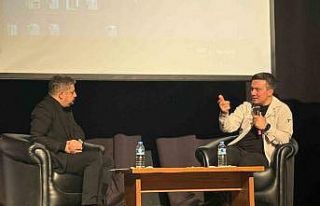 Depremde medyanın sorumluluğu Bilim Kafe’de konuşuldu