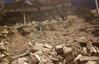 Diyarbakır’da sağanak nedeni ile istinat duvarı...