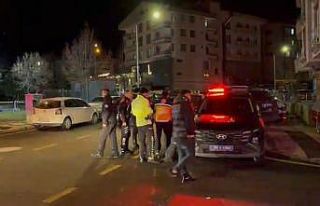 Dur ihtarına uymadı, kaza yaptı: O anlar kamerada