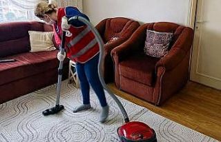 Efeler Belediyesi’nin evde bakım hizmetleri sürüyor