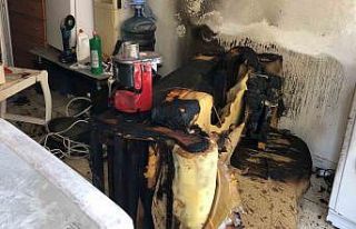 Elazığ’da depo yangını ekiplerce söndürüldü