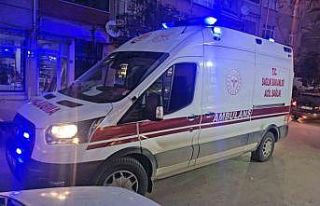 Elazığ’da motosiklet yayaya çarptı: 2 yaralı