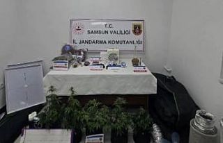 Elbise dolabında özel iklimlendirme sistemiyle uyuşturucu...