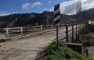 Emet’te köy sakinleri eski köprünün yenilenmesini...