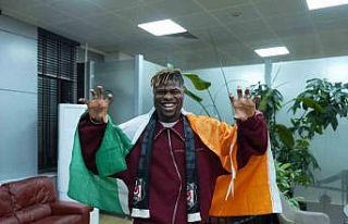 Emmanuel Agbadou, Beşiktaş’ın 198. yabancı futbolcusu