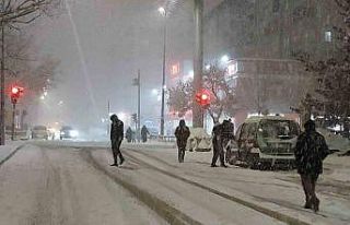 Erzurum’da 3 ilçede okullar 1 gün tatil edildi