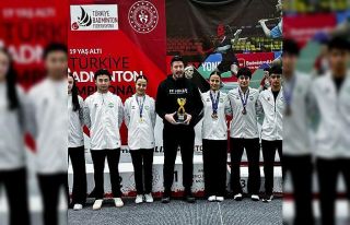 Eskişehirli badmintonculardan Türkiye Şampiyonası’nda...