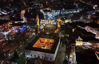 Eyüpsultan Camii’nde Ramazan ayının ilk teravih...