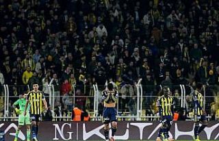 Fenerbahçe, evinde 4. kez puan kaybetti