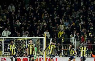 Fenerbahçe’nin galibiyet serisi 4. kez Kadıköy’de...