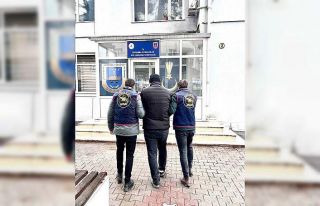 FETÖ üyeliğinden 6 yıl 3 ay hapis cezası bulunan...