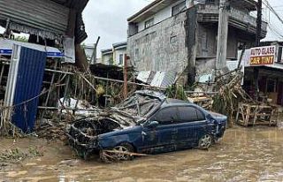 Filipinler’i tropikal fırtına vurdu: 12 ölü