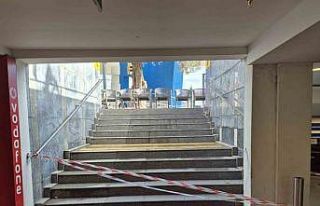 Fırtına, Bodrum’da alış veriş merkezini de...