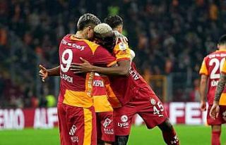 Galatasaray ligde sahasında yenilmiyor