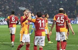 Galatasaray, ligde üst üste 2, toplamda 9. kez kalesini...